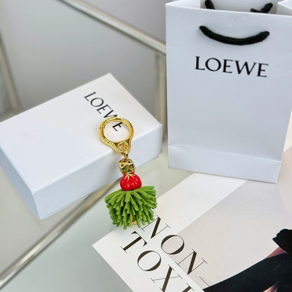 Loewe Charm - Picture 2 of 6
